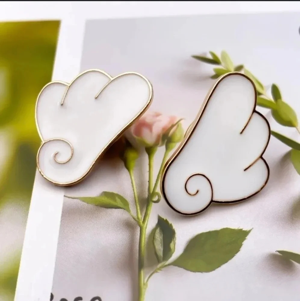Angelic Wings Pin Set🪽